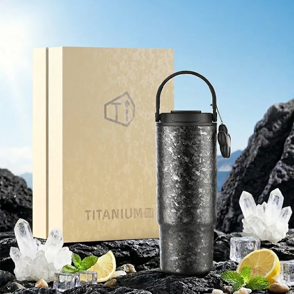 Forged-pattern titanium tumbler with premium gift box
